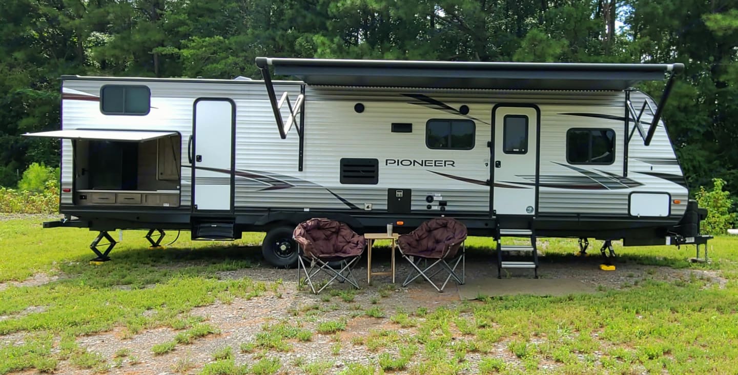 2021 Heartland Pioneer DS 320