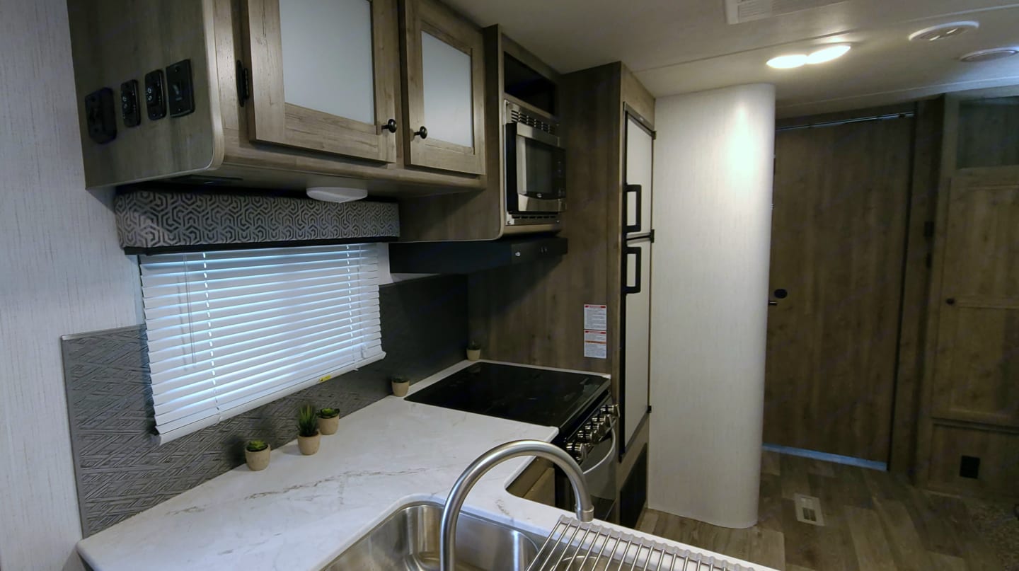 2021 Heartland Pioneer DS 320